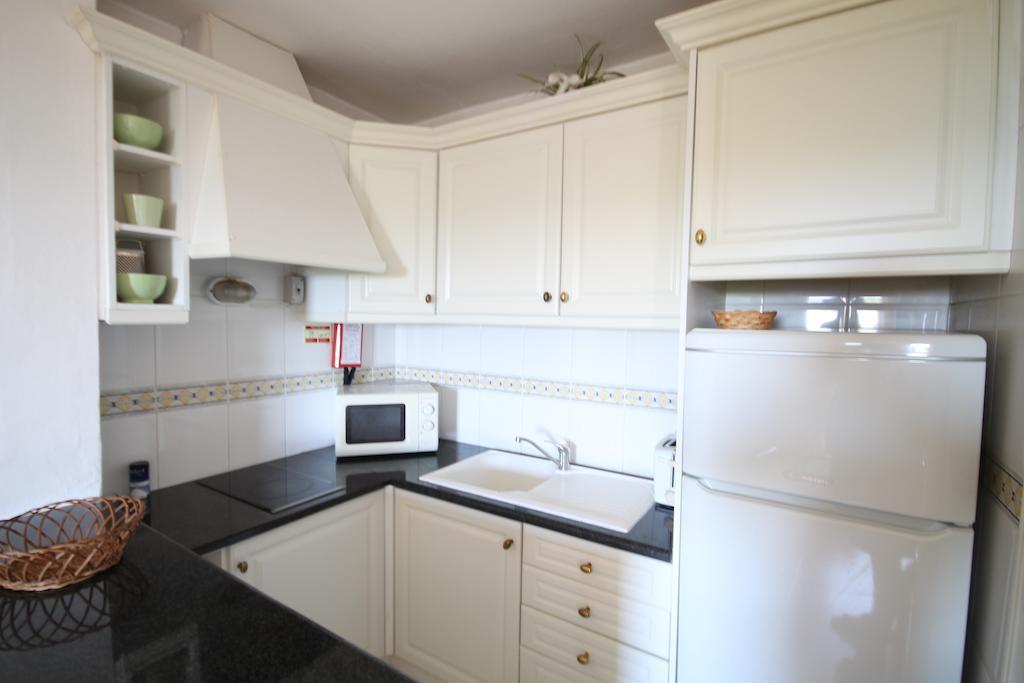 Praia Da Oura Apartment - 100 M From The Beach - By Bedzy Albufeira Exterior photo